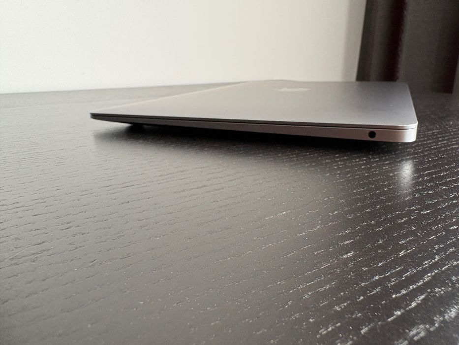 Apple Macbook Air 2020 M1