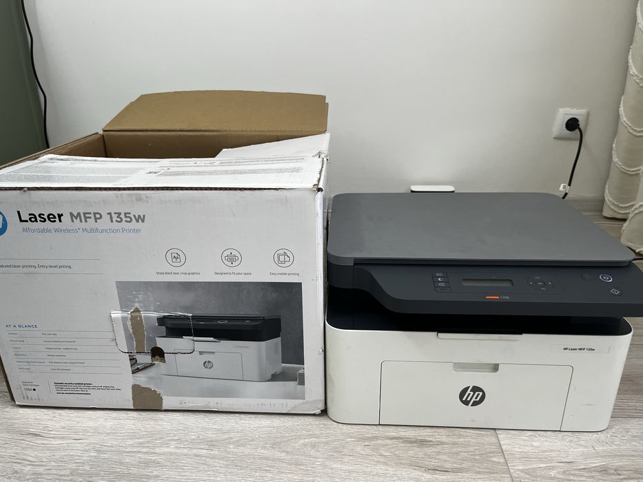 Срочно продам принтер HP