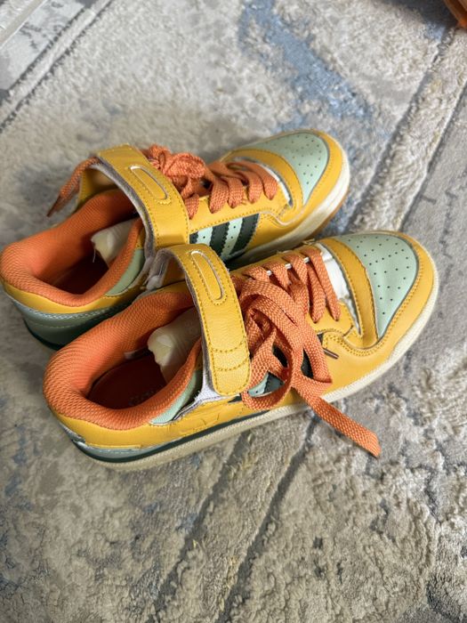 Продам кроссовки