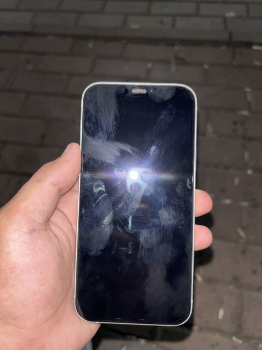 Iphone 12 идеалл