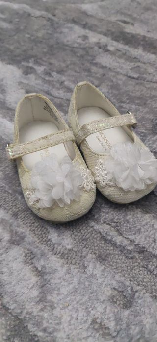 Pantofiori bebeluși