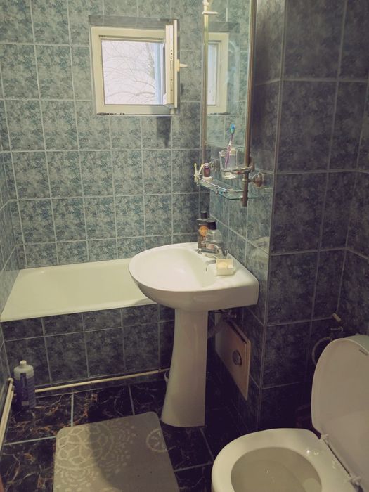 Vând apartament 2 camere decomandat