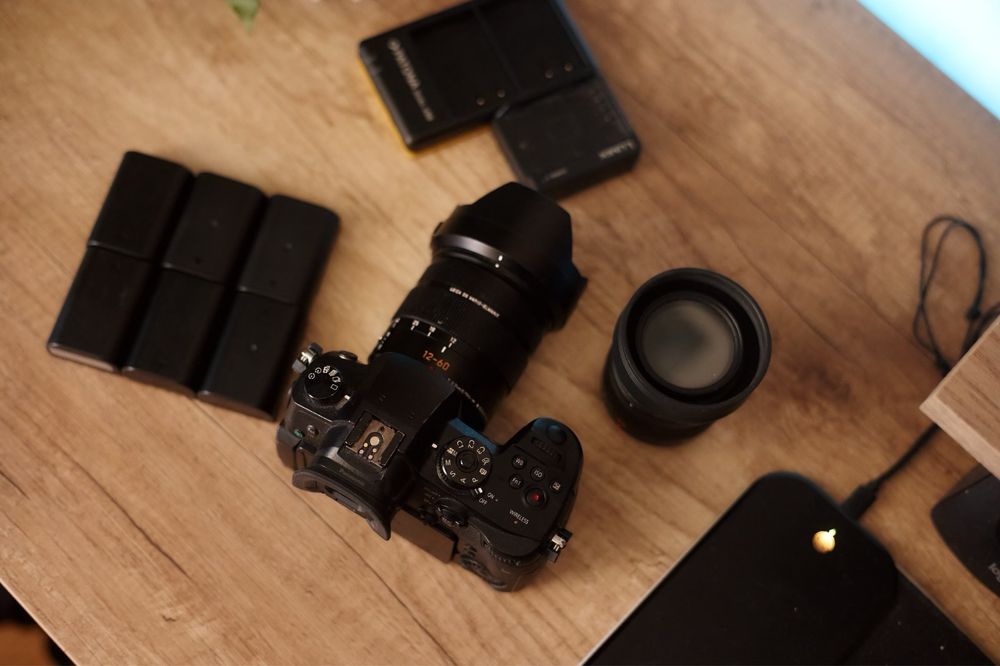 Panasonic Lumix GH5 + acesorii