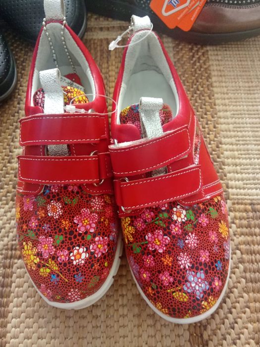 Новая детская обувь Tiflani