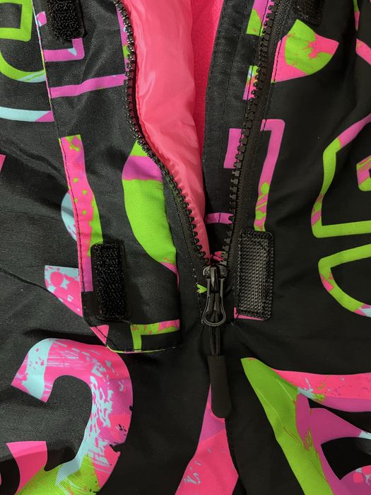 Продам зимний комбинезон 146 рр