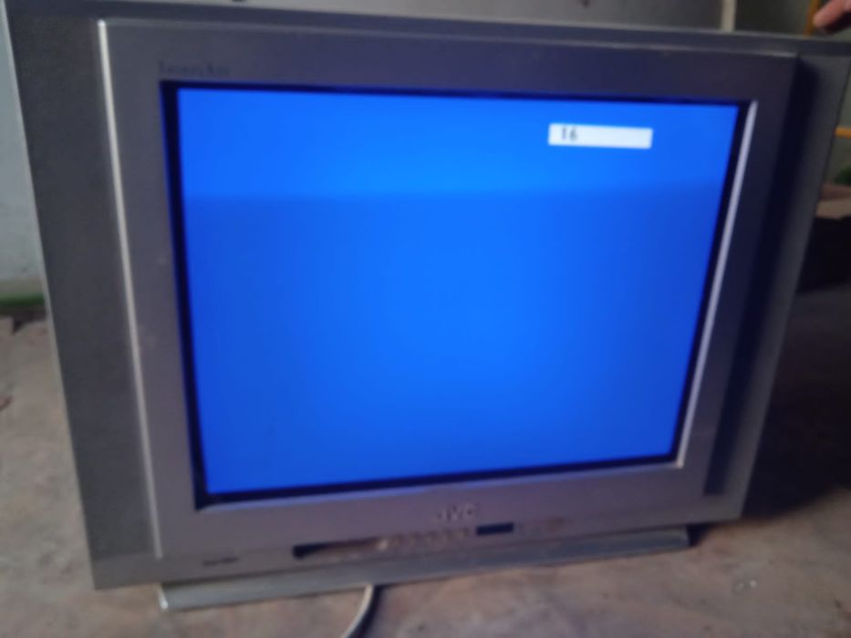 Телевизор JVC...