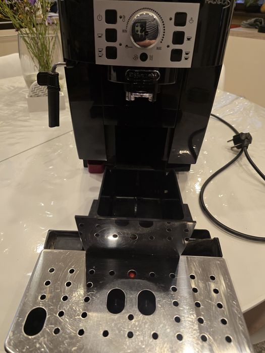Mașină de cafea.