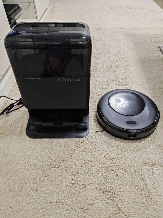 Robot aspirator Eufy C20 Omni