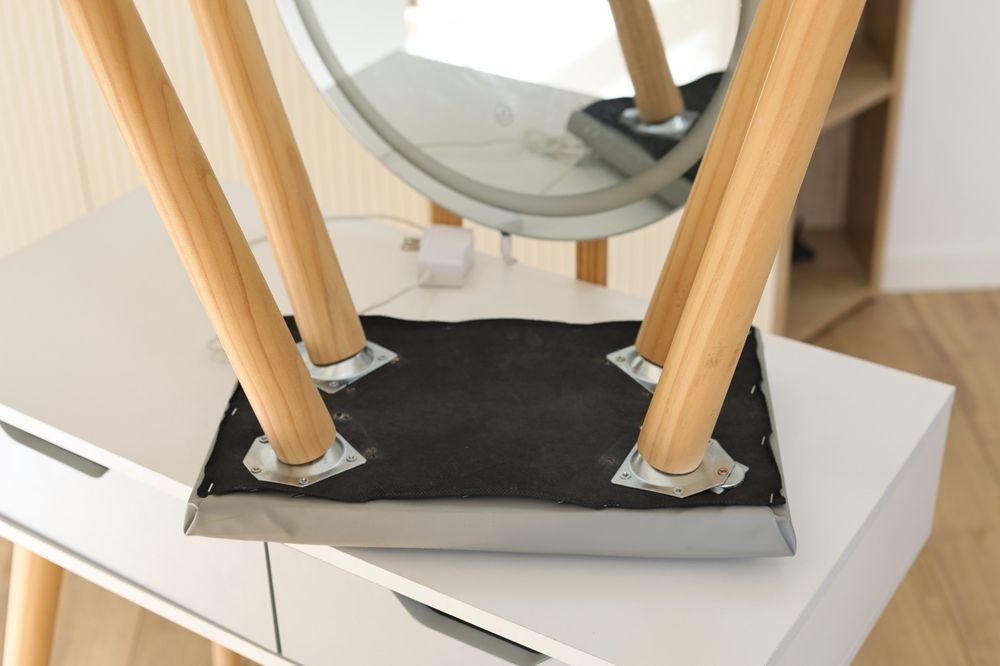 Masa Machiaj cu Iluminare LED, Scaun, Oglinda