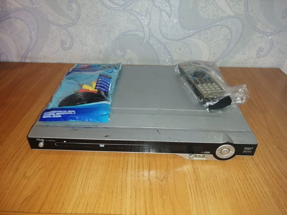 Продам DVD- Проигрыватель  Vitek.