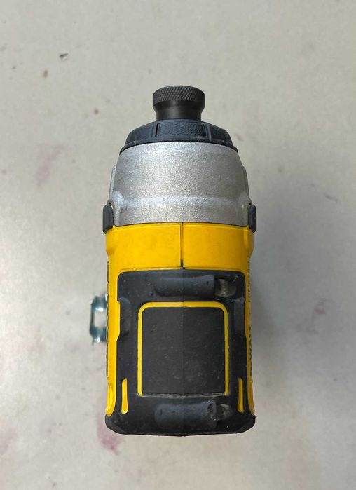 Комплект ударен винтоверт DeWalt DCF787+ DeWALT DCF620