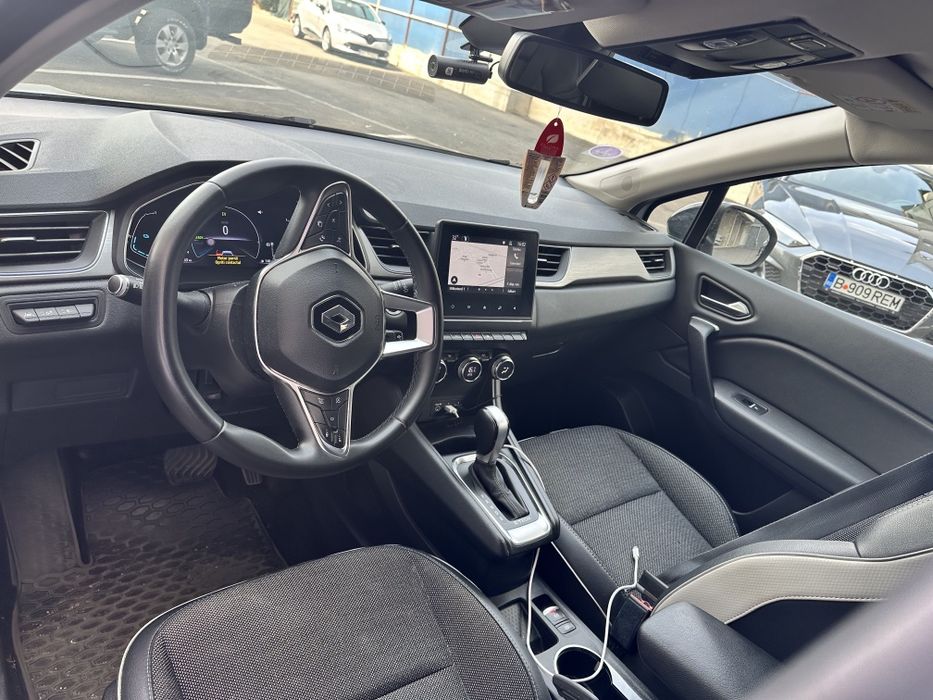 Renault Captur E-tech 2021