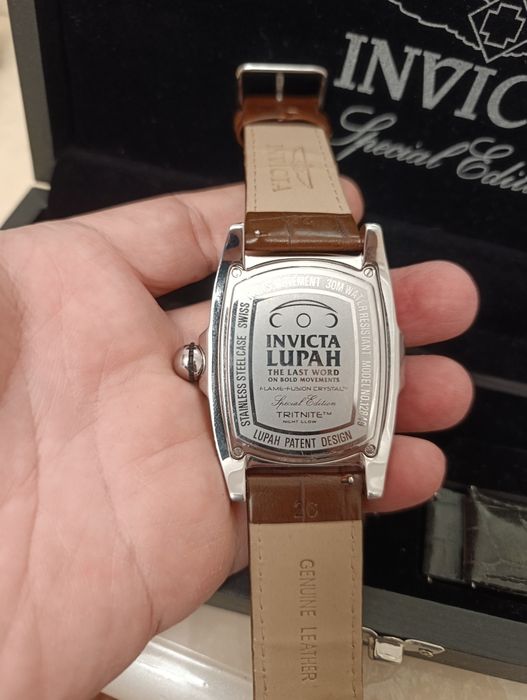 Продаются часы INVICTA Lupan.