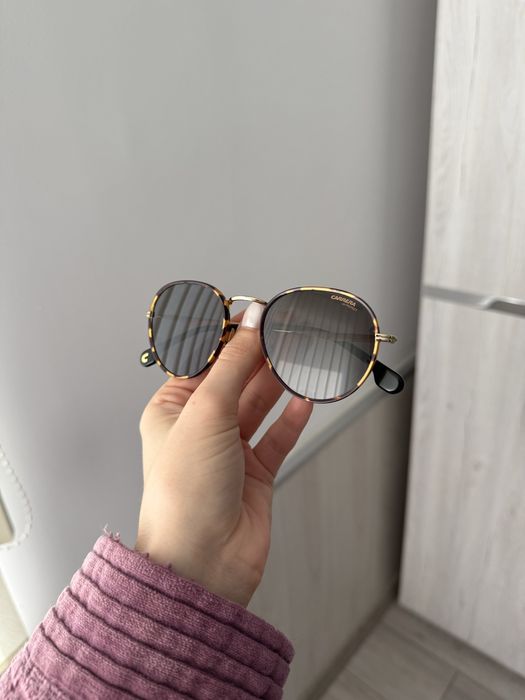 Слънчеви очила Carerra