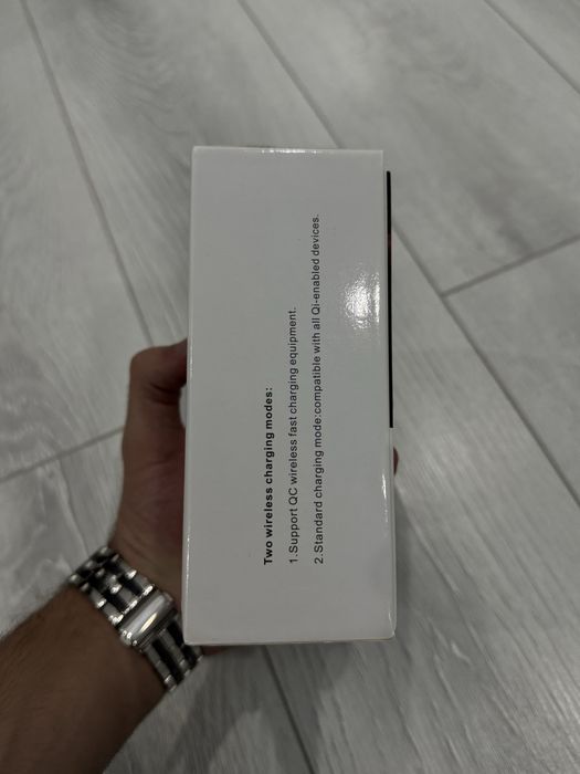 Автодержатель с беспроводной зарядкой Smart Sensor R3