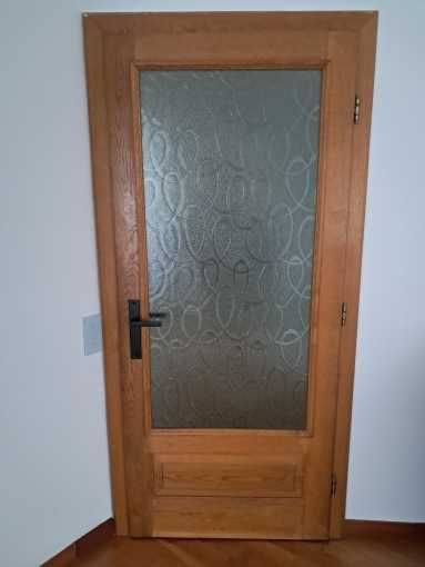 Vand 3 usi din stejar