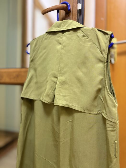 Жилетка stradivarius