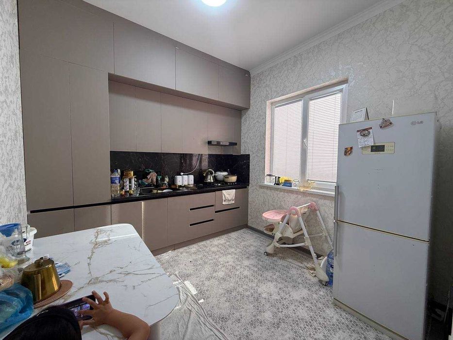 СРОЧНО !! Продается котедж в Яшнабаде 1.7 соток 5 комнат Фаргона йули