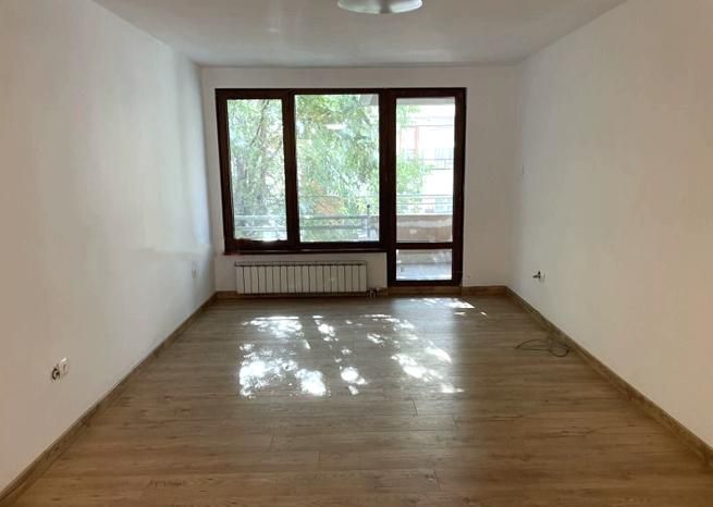 Дава се под наем Тристаен апартамент в София, Лозенец - 91 кв.м за 1000 € - Снимка #4
