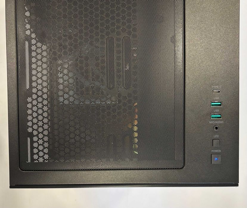 Геймърски компютър AMD Ryzen 7 8700F, RX 9070 XT 16GB, 32GB ram