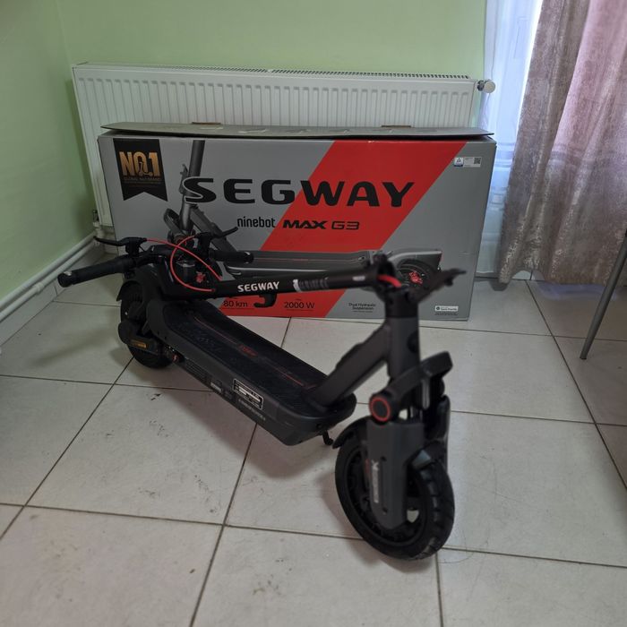 Vând trotinetă electrică Segway Ninebot Max G3
