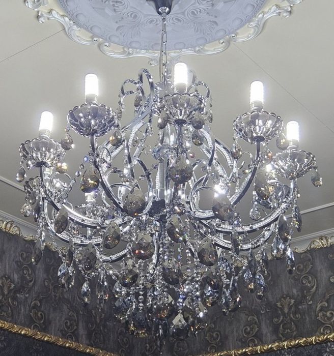 Люстра навесная потолочная