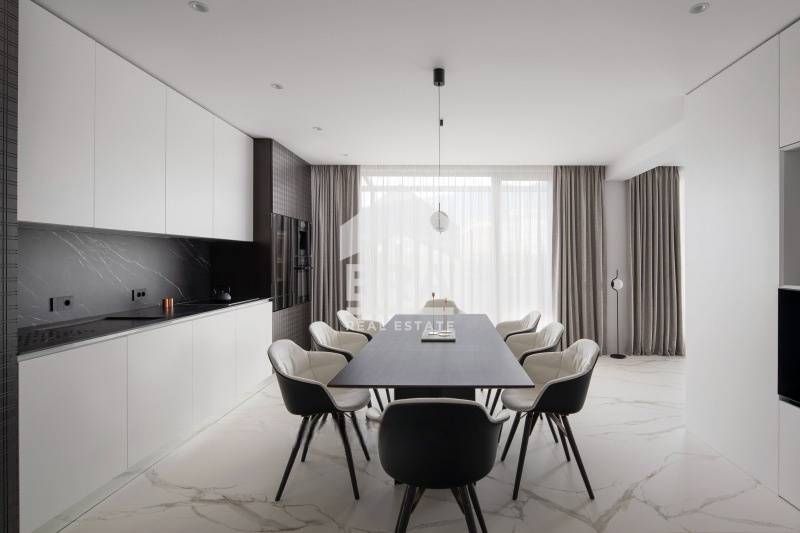 Продава се Четиристаен апартамент в София, Кръстова вада - 343 кв.м за 2781 €/кв.м - Снимка #3