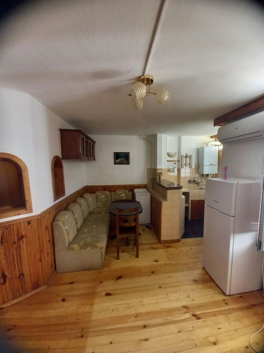 Гарсониера под наем в центъра на гр. Разград