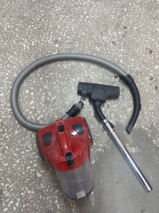 Продам пылесос рабочий