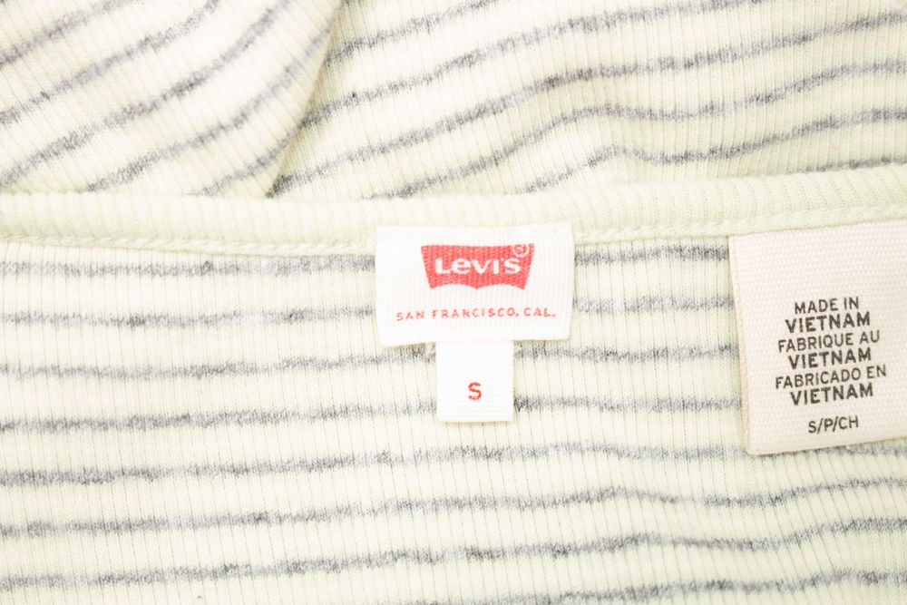 Levi's оригинална дамска тениска рипс зелено райе лого S