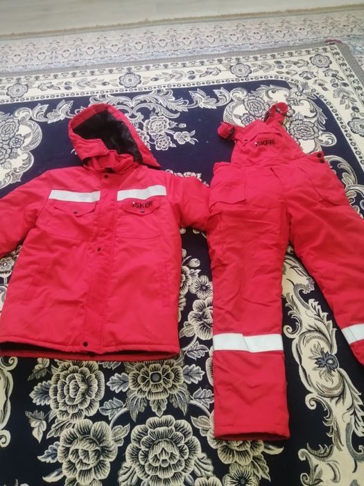 Продам спецовку новый