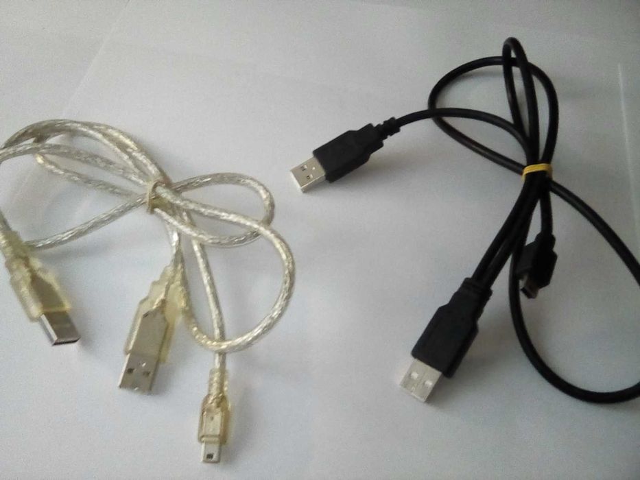 Cablu cu doua mufe USB tip A si o mufa tip mini USB