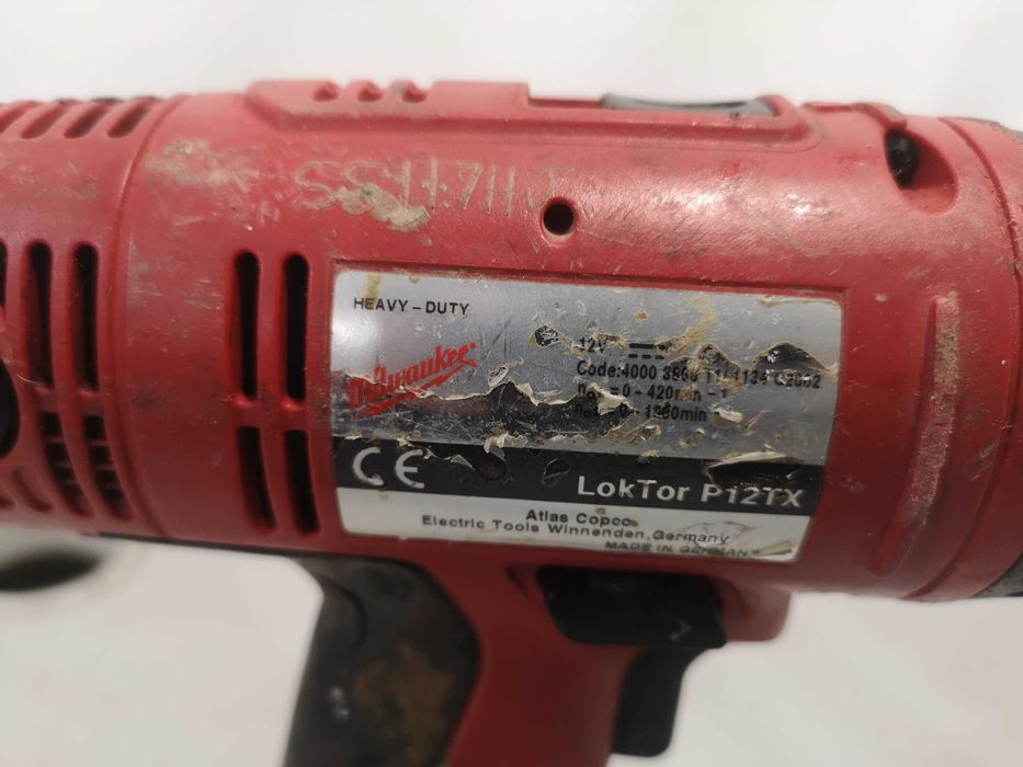 Винтоверт - Milwaukee 12V