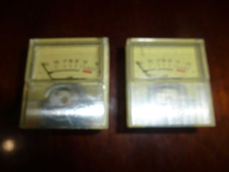 Индикатор   уровня записи - воспроизведения магнитофона