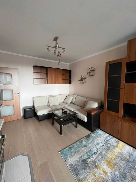 Дава под наем компактен тристаен апартамент в кв. Лозенец