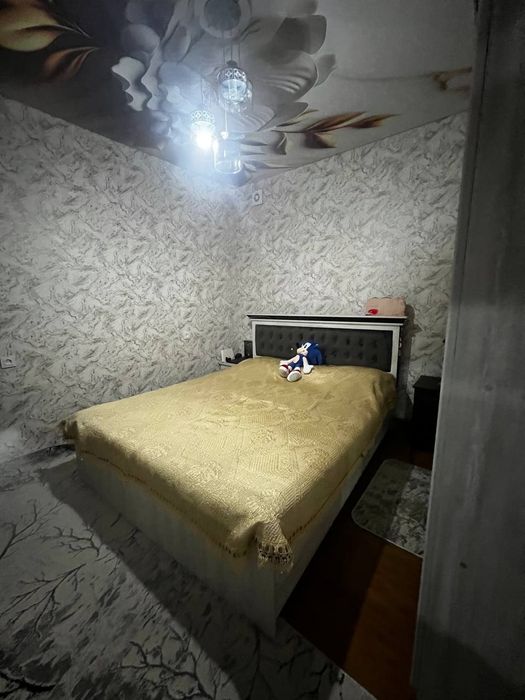 Срочна ховли сотилади
