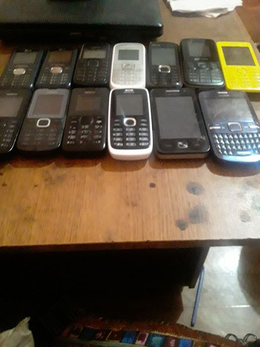 Продаю телефоны нокия орегинал