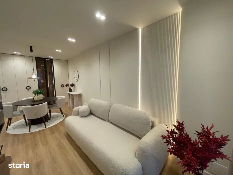 Apartament 2 camere, lux, zona Vivo