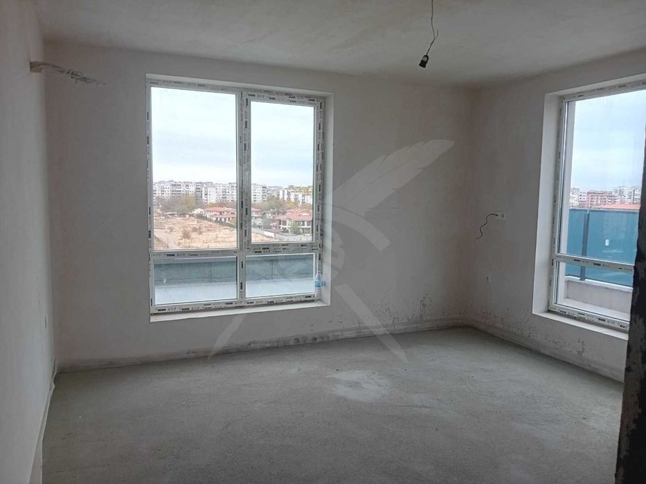 Продава се Двустаен апартамент в Пловдив, Остромила - 101 кв.м за 1288 €/кв.м - Снимка #4