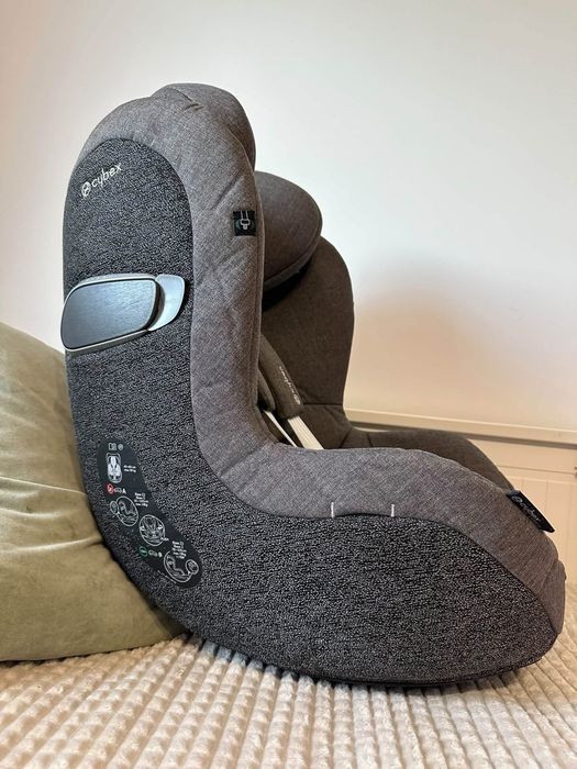 Scaun auto rotativ Cybex Sirona Z2 i-Size Plus si baza isofix Cybex