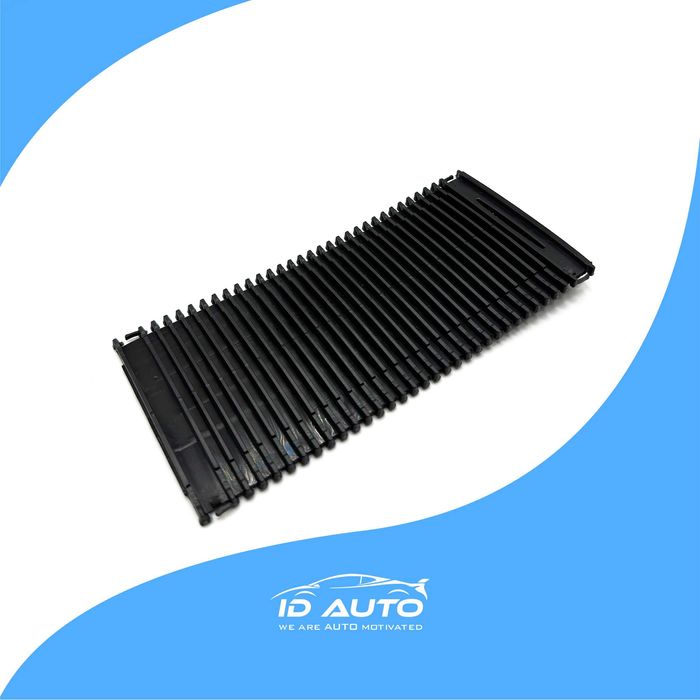 Капак за щора на централната конзола Mercedes W204 / W212, мерцедес