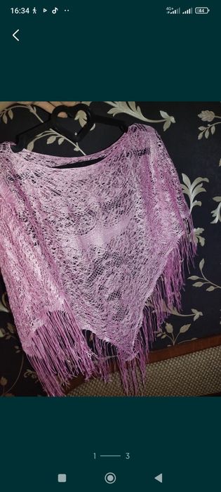 Лёгкая накидка-панчо ,подойдёт на купальник,повседневную одежду