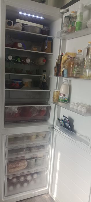 Продам холодильник Haier