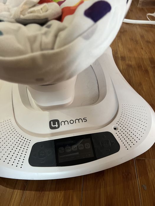 Leagan 4moms, alb, cablu alimentare si braț jucarie