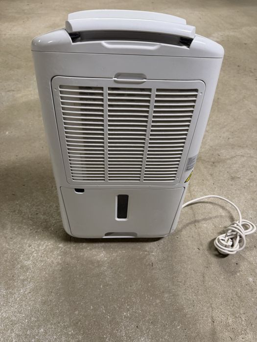 Обезвлажнител Finlux FDH-205L – 20L/ден, почти неизползван