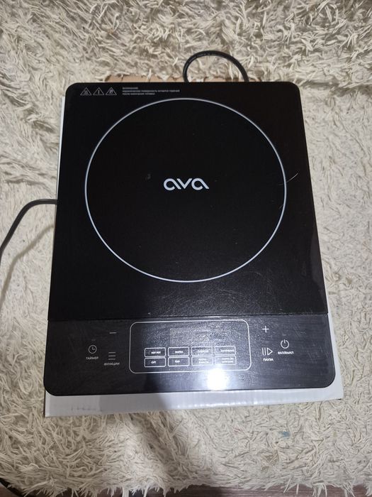 Продам индукционную плиту