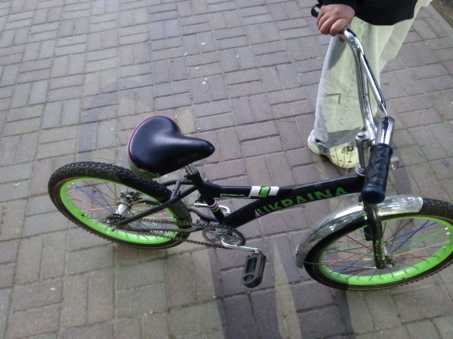 Велик продается буу