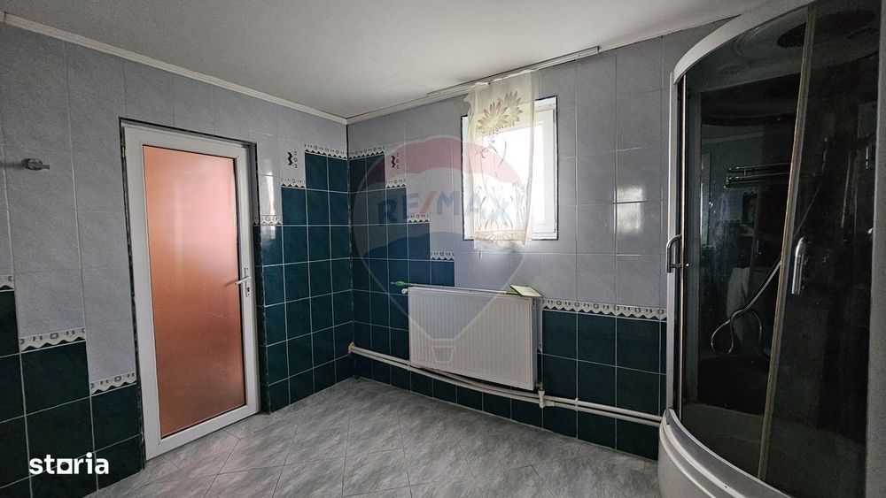 Casă / Vilă cu 5 camere de vânzare in Udești-Chilișeni, Suceava