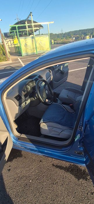 Golf 5 2005, 1500 euro negociabil