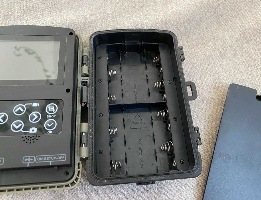 Cameră de vânătoare trail cam IR camuflaj, defect, pentru reparat